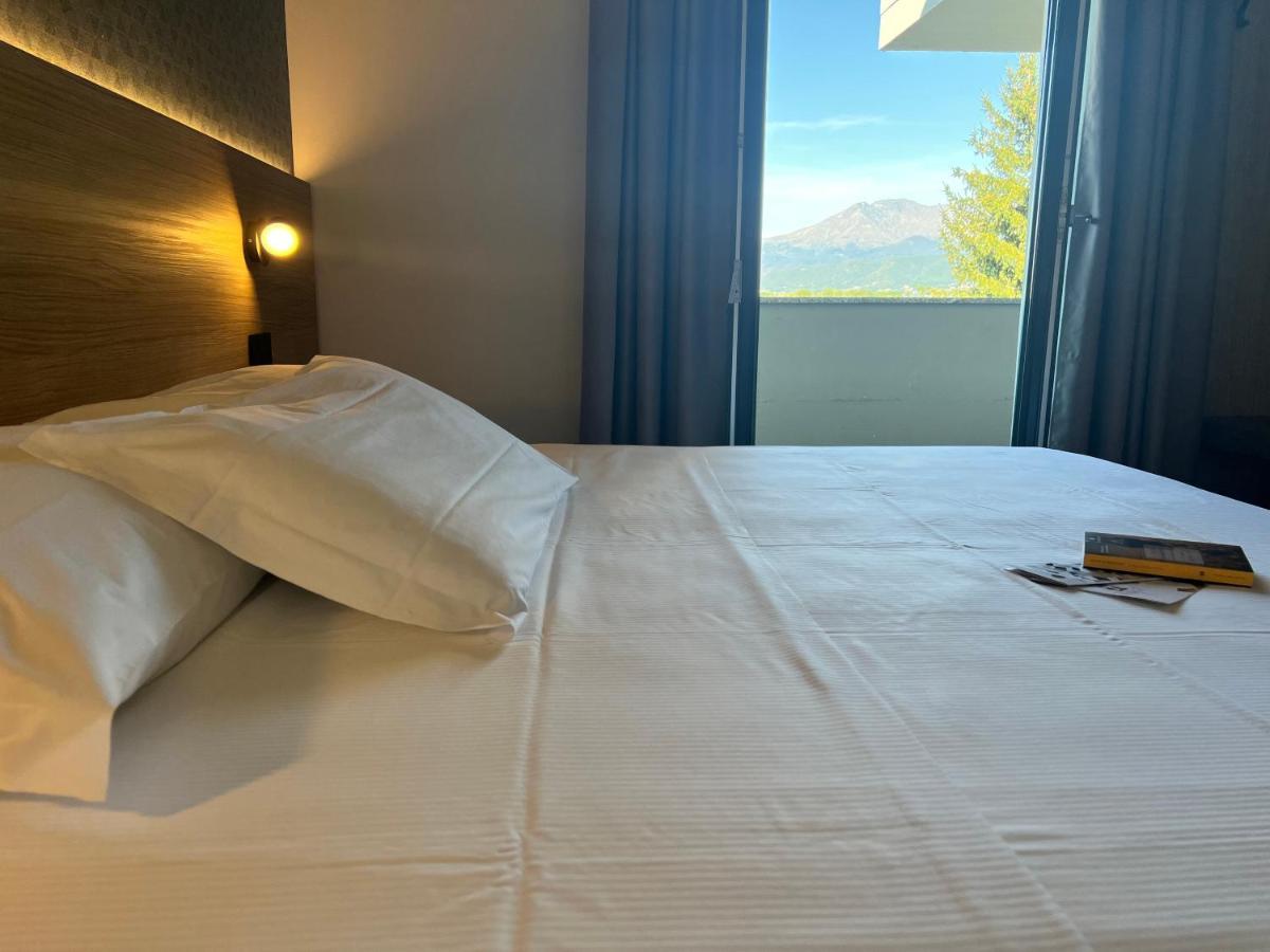 Hotel Gardenia Romano Canavese Extérieur photo
