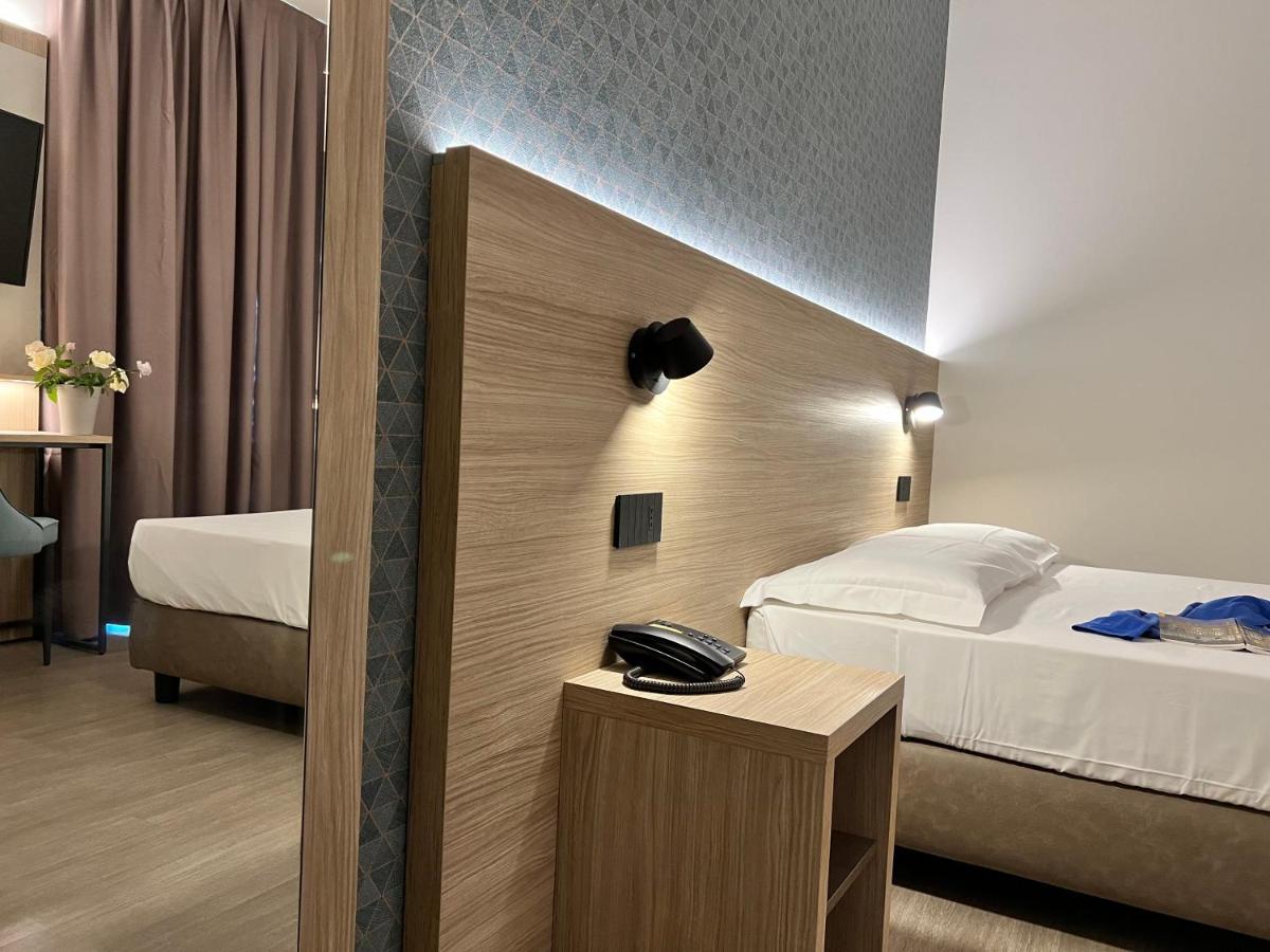 Hotel Gardenia Romano Canavese Extérieur photo