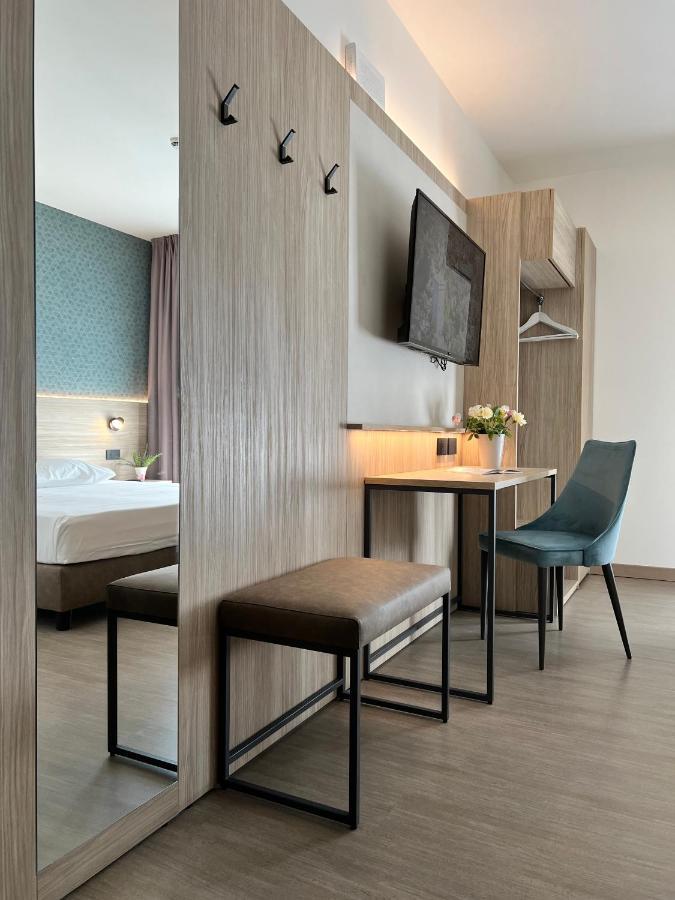 Hotel Gardenia Romano Canavese Extérieur photo