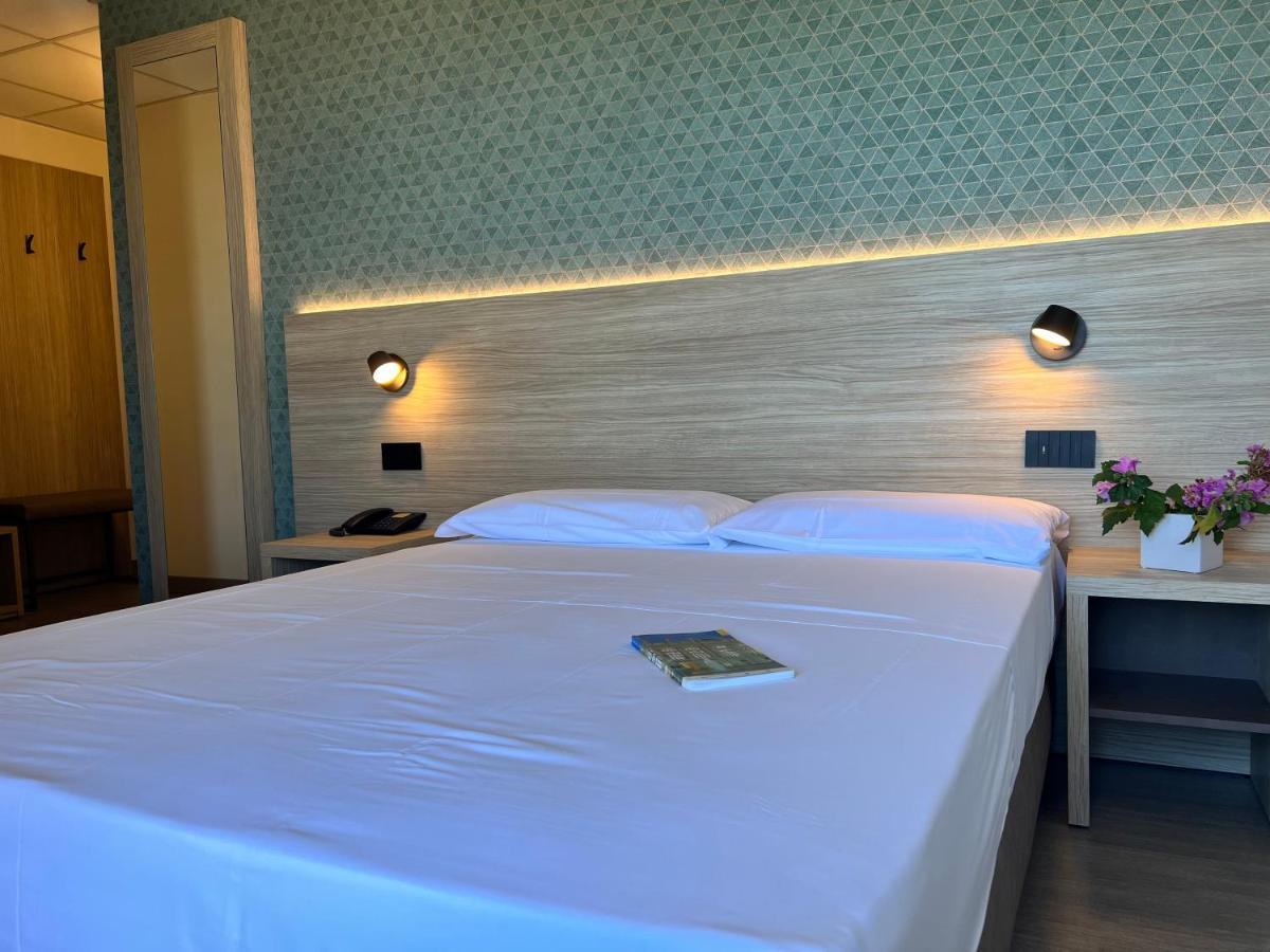 Hotel Gardenia Romano Canavese Extérieur photo